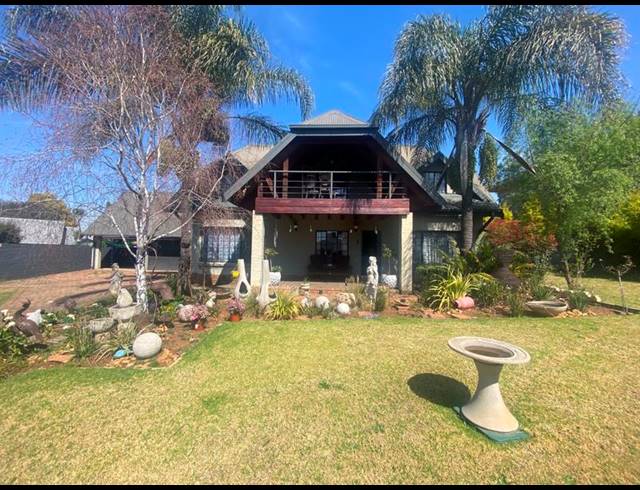 4 BEDROOM HOUSE FOR SALE IN AERORAND